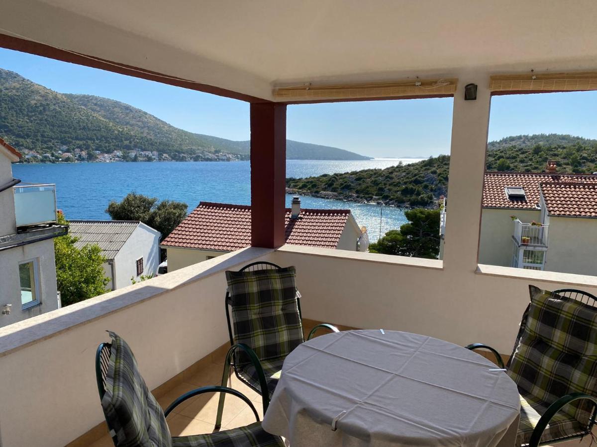 Apartman Belamaric Grebastica Exterior photo