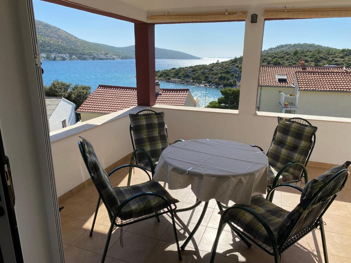 Apartman Belamaric Grebastica Exterior photo